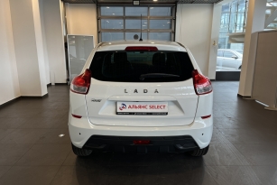 LADA XRAY
