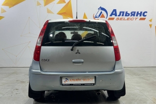 MITSUBISHI COLT