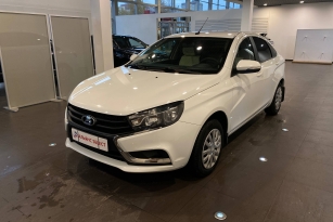 LADA VESTA