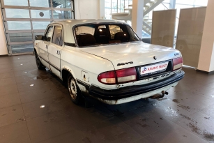 ГАЗ 31100