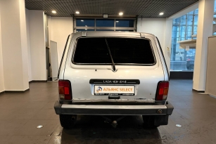 LADA 2131 (4X4)