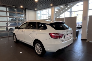 LADA VESTA