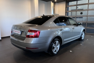 SKODA OKTAVIA