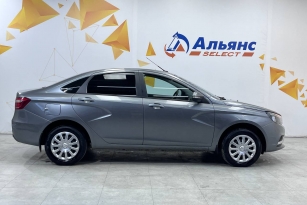 LADA VESTA