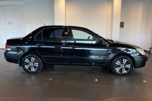 MITSUBISHI LANCER 1.6