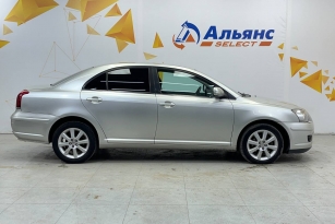 TOYOTA AVENSIS