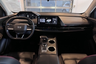 CHANGAN CS55