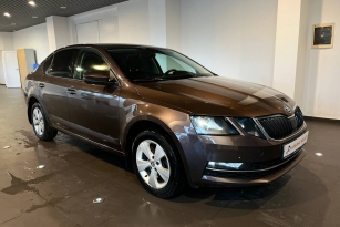 SKODA OKTAVIA