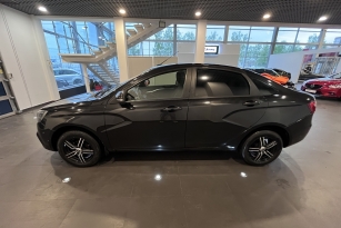 LADA VESTA