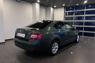 SKODA OKTAVIA