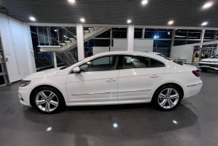 VOLKSWAGEN PASSAT CC