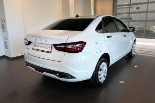 LADA VESTA