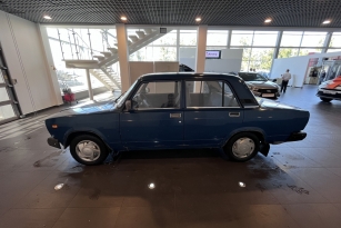LADA 2107