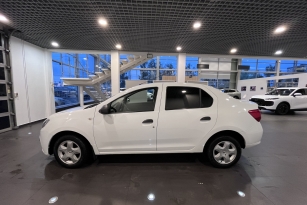 RENAULT LOGAN