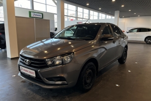 LADA VESTA