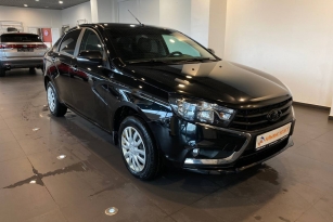 LADA VESTA