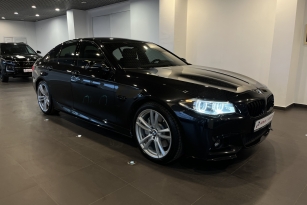 BMW 528I