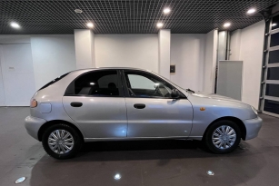 DAEWOO LANOS