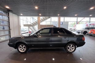 AUDI 80
