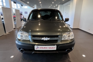CHEVROLET NIVA