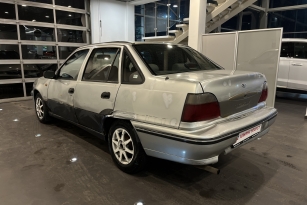 DAEWOO NEXIA