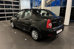 RENAULT LOGAN