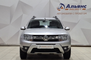 RENAULT DUSTER