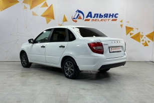 LADA GRANTA