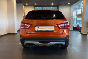LADA VESTA