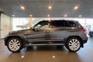 MERCEDES-BENZ GLK