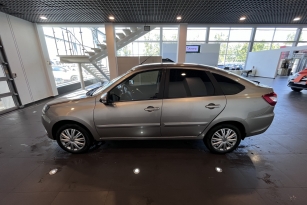 LADA GRANTA