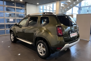 RENAULT DUSTER
