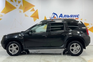 RENAULT DUSTER