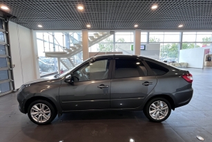 LADA GRANTA