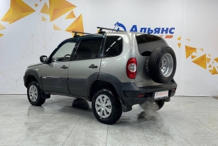 CHEVROLET NIVA