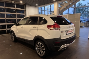 LADA XRAY