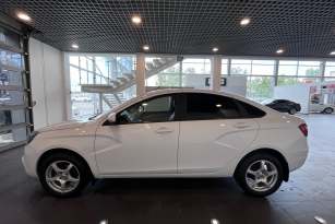 LADA VESTA