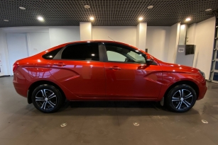 LADA VESTA