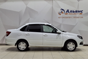 LADA GRANTA