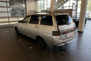 LADA 2111