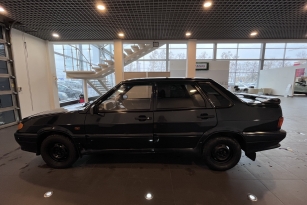 LADA 2115