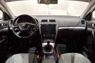 SKODA OKTAVIA