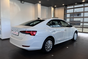 SKODA OKTAVIA