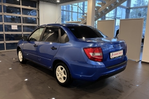 LADA GRANTA