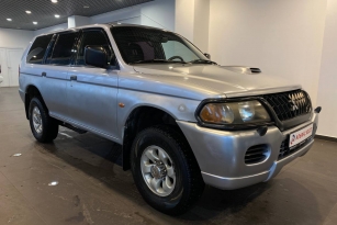 MITSUBISHI PAJERO SPORT