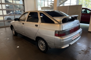 LADA 2112