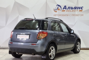 SUZUKI SX4