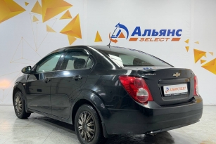 CHEVROLET AVEO