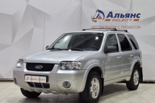 FORD MAVERICK XLT