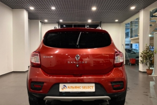 RENAULT SANDERO STEPWAY